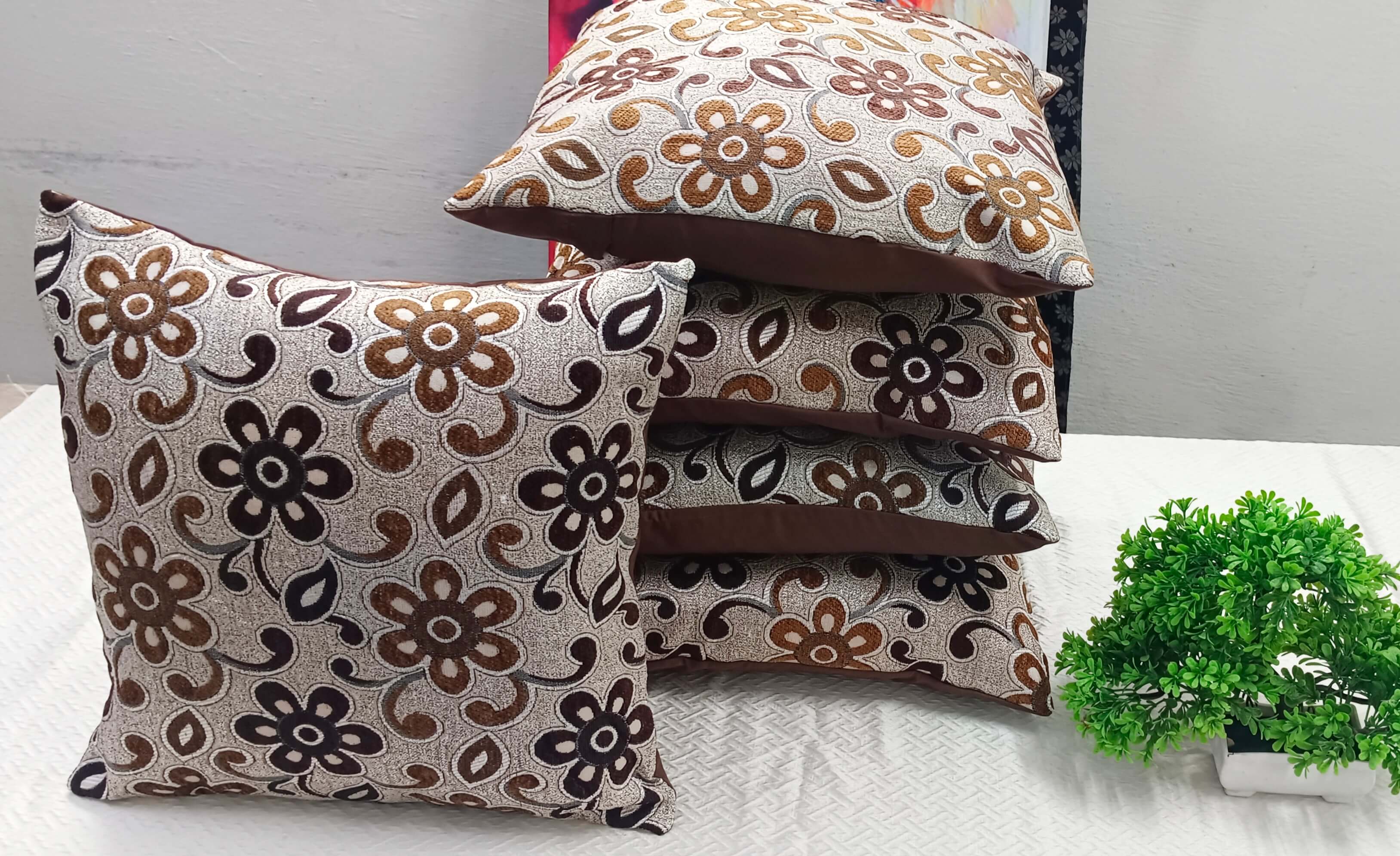 Brown Garland