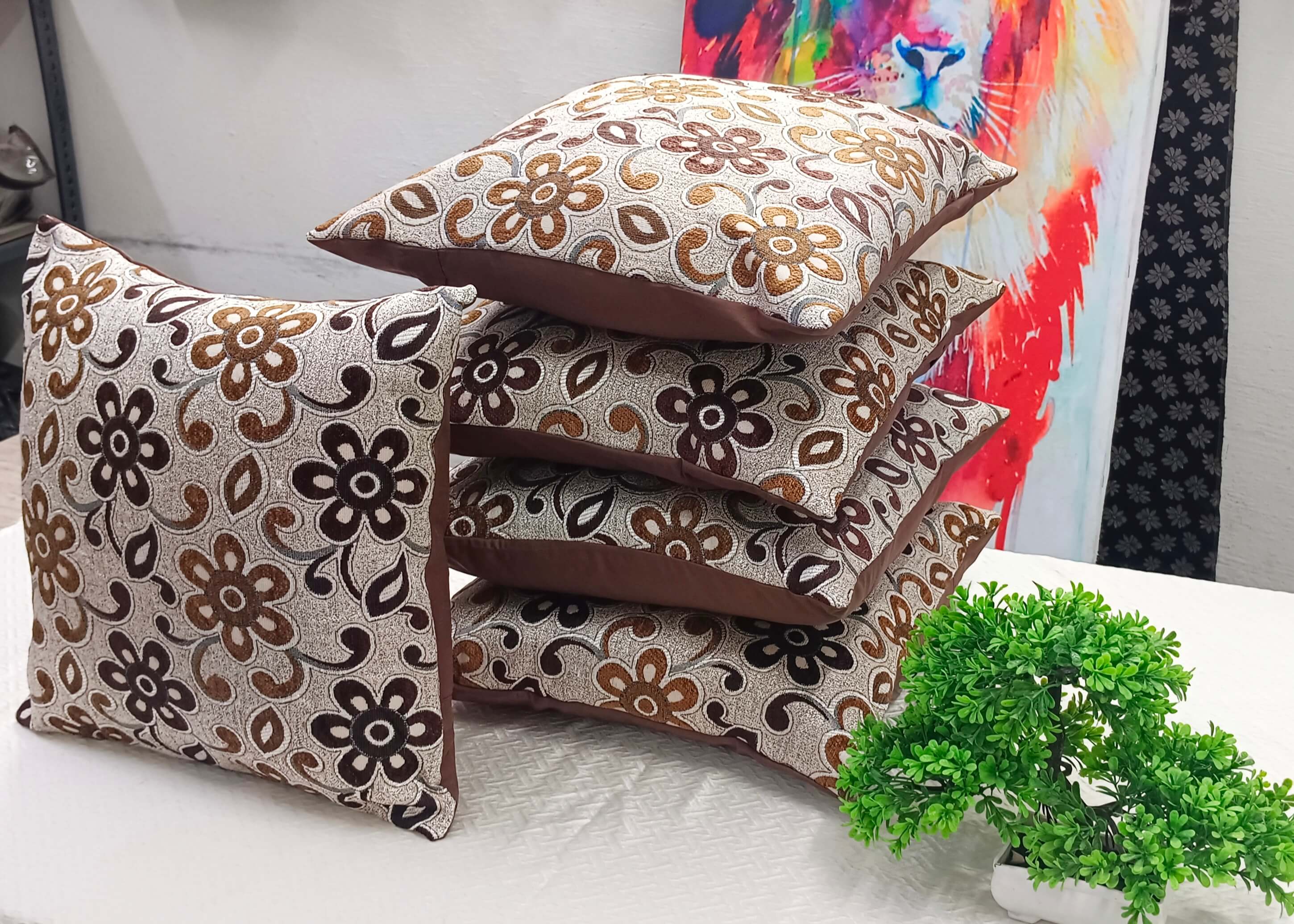 Brown Garland