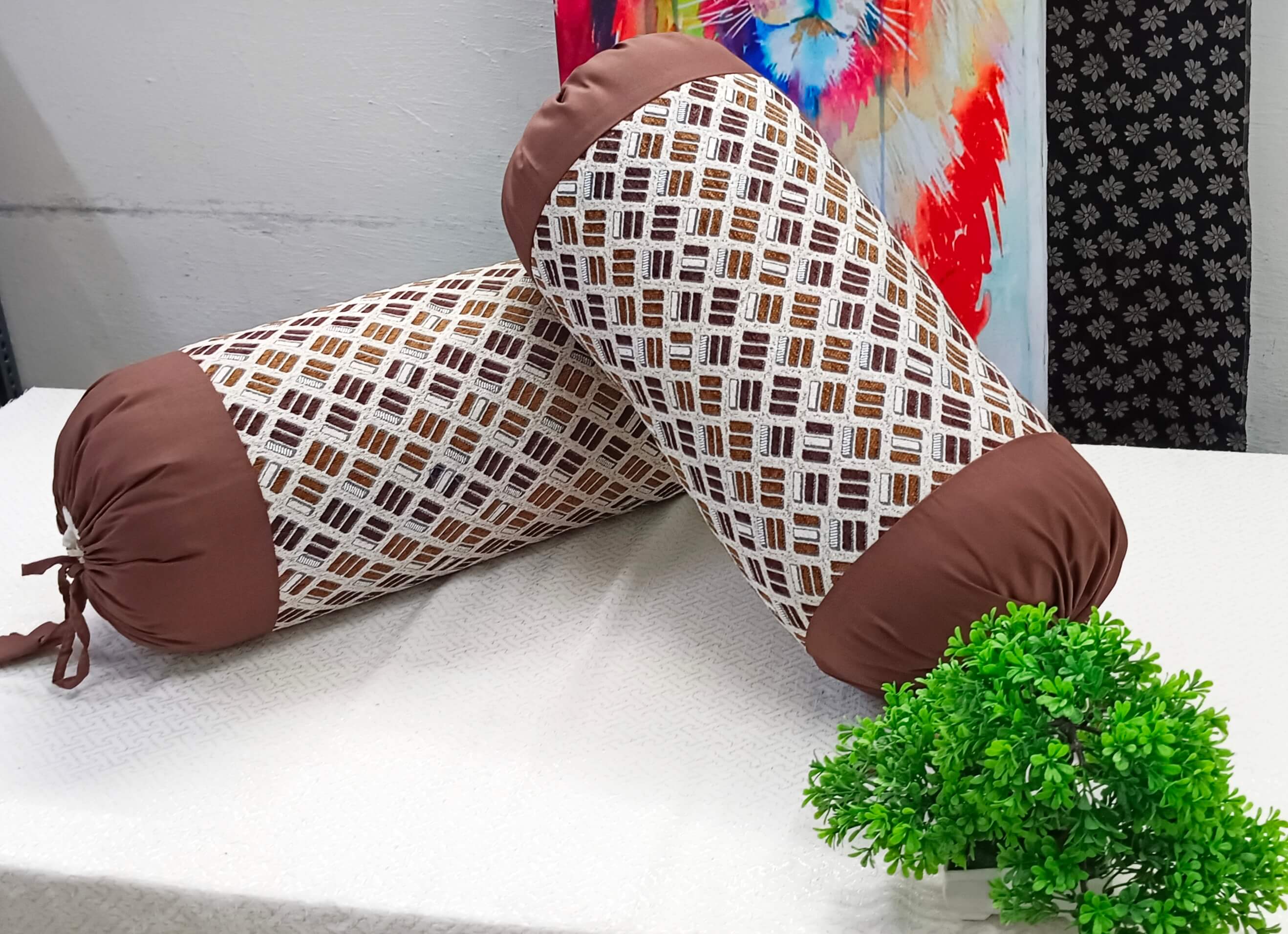 Brown Dominos